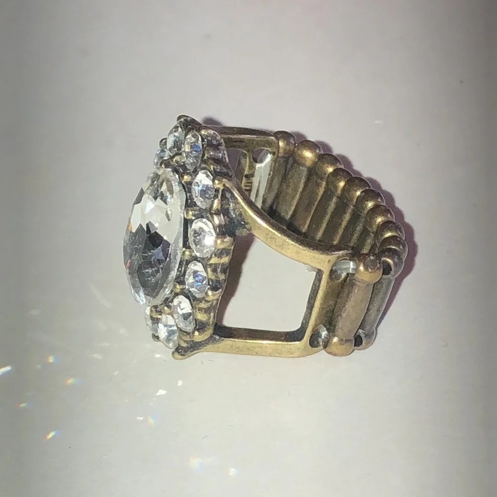 N/A elegant antique